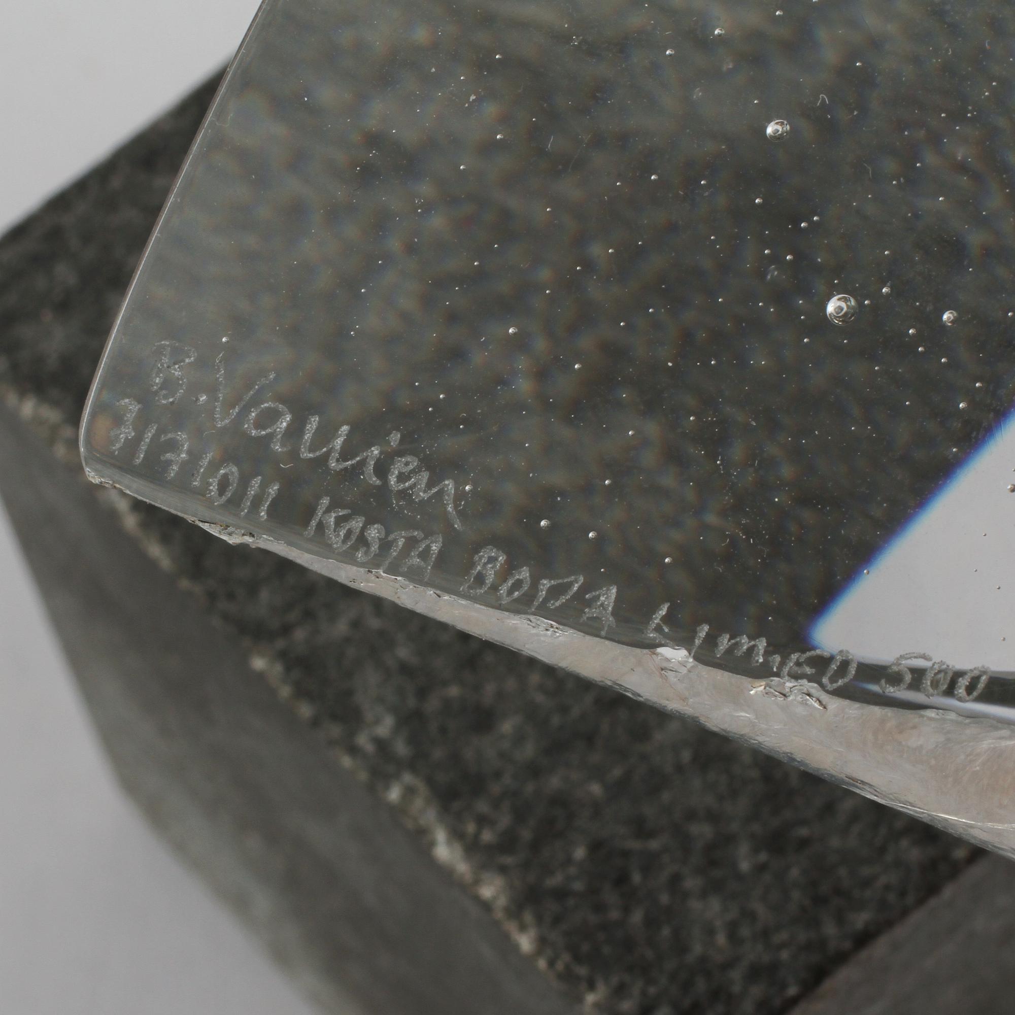 BERTIL VALLIEN, skulptur, glas, Limited Edition 500, signerad och numrerad 7171011.