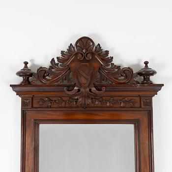 A mirror and console table, second half of the 19th century.