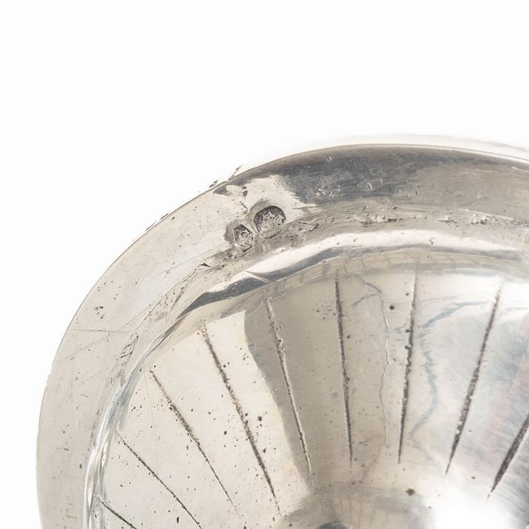 Sockerruskor, ett par, silver, Tyskland, omkring 1900. Vikt ca 302 gram.