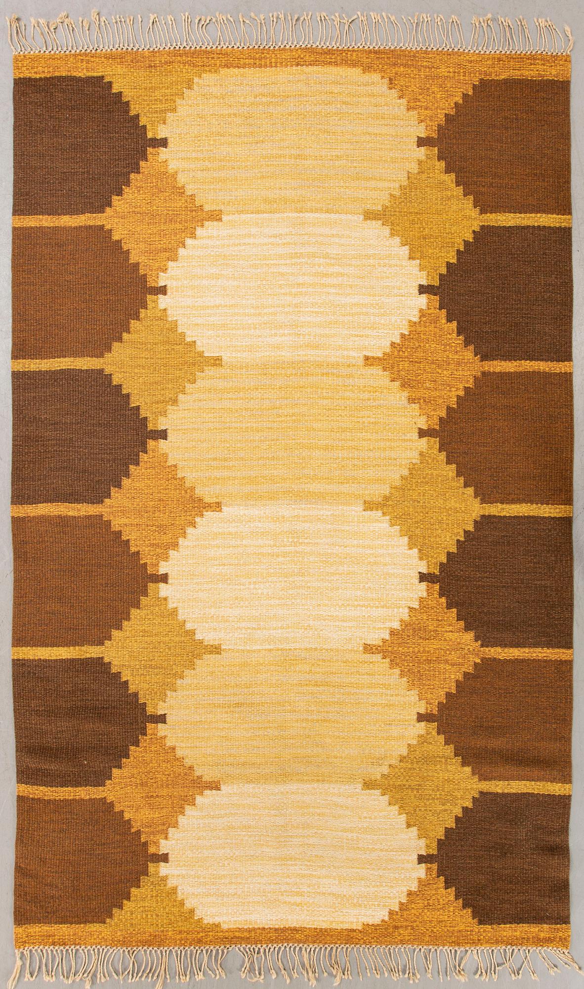 A Swedish flat weave carpet signed BS 260x159 cm.