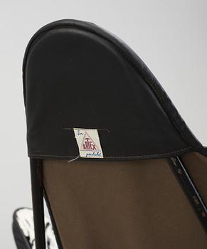 FLADDERMUSFÅTÖLJ, 1900-talets mitt.