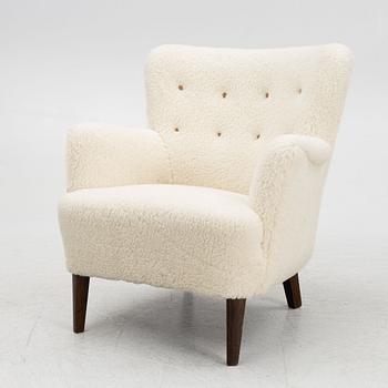 Peter Hvidt & Ola Mölgaard Nielsen, armchair, model 1748, Fritz Hansen, Denmark.