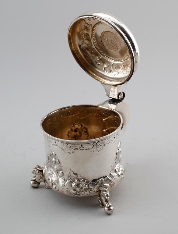 STOP, silver, barockstil, svenska importstämplar, 1900-talets första hälft. Vikt ca 825 gram.