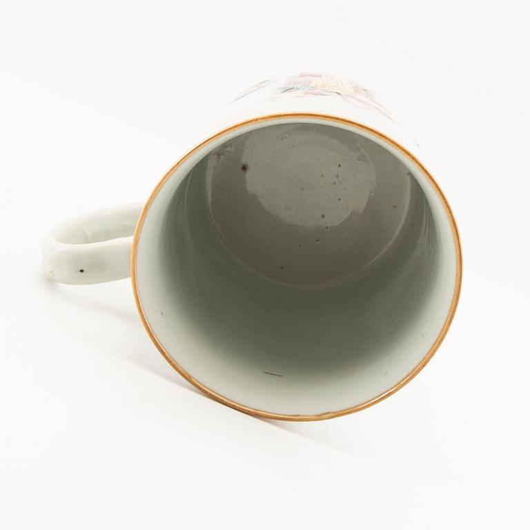 Mugg Kina 1700-talets andra hälft, porslin.