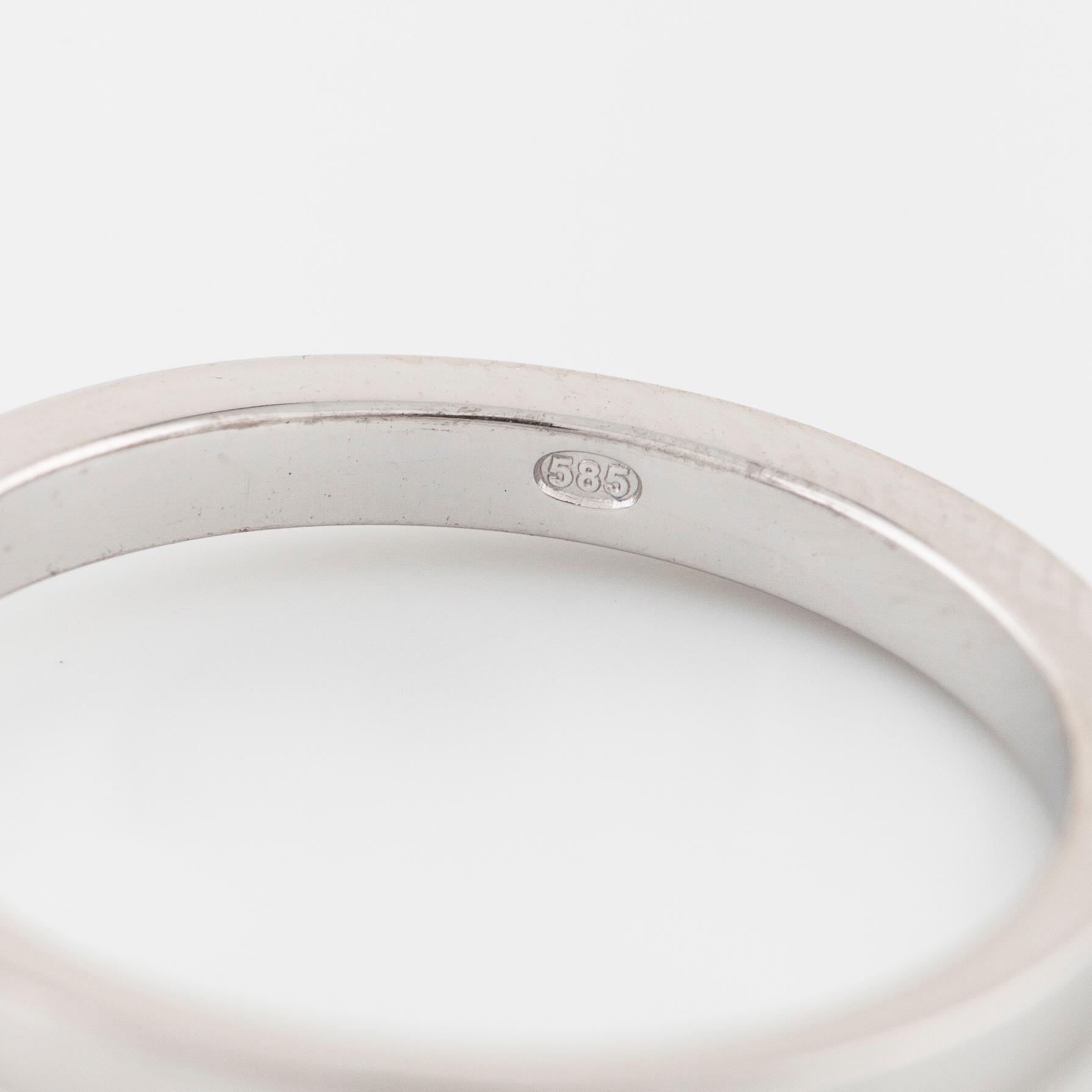 RING, med tanzanit ca 0.80 ct.