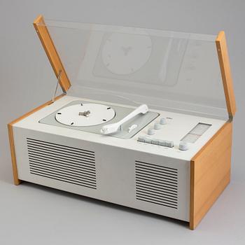 DIETER RAMS & HANS GUGELOT, radiogrammofon, "Phonosuper -
 SK4", formgiven 1956.