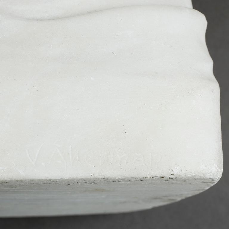 VERNER ÅKERMAN, skulptur, marmor. "Perlan". Signerad.