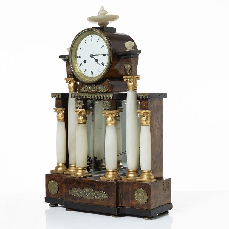 Bordspendyl, empire, 1800-tal.