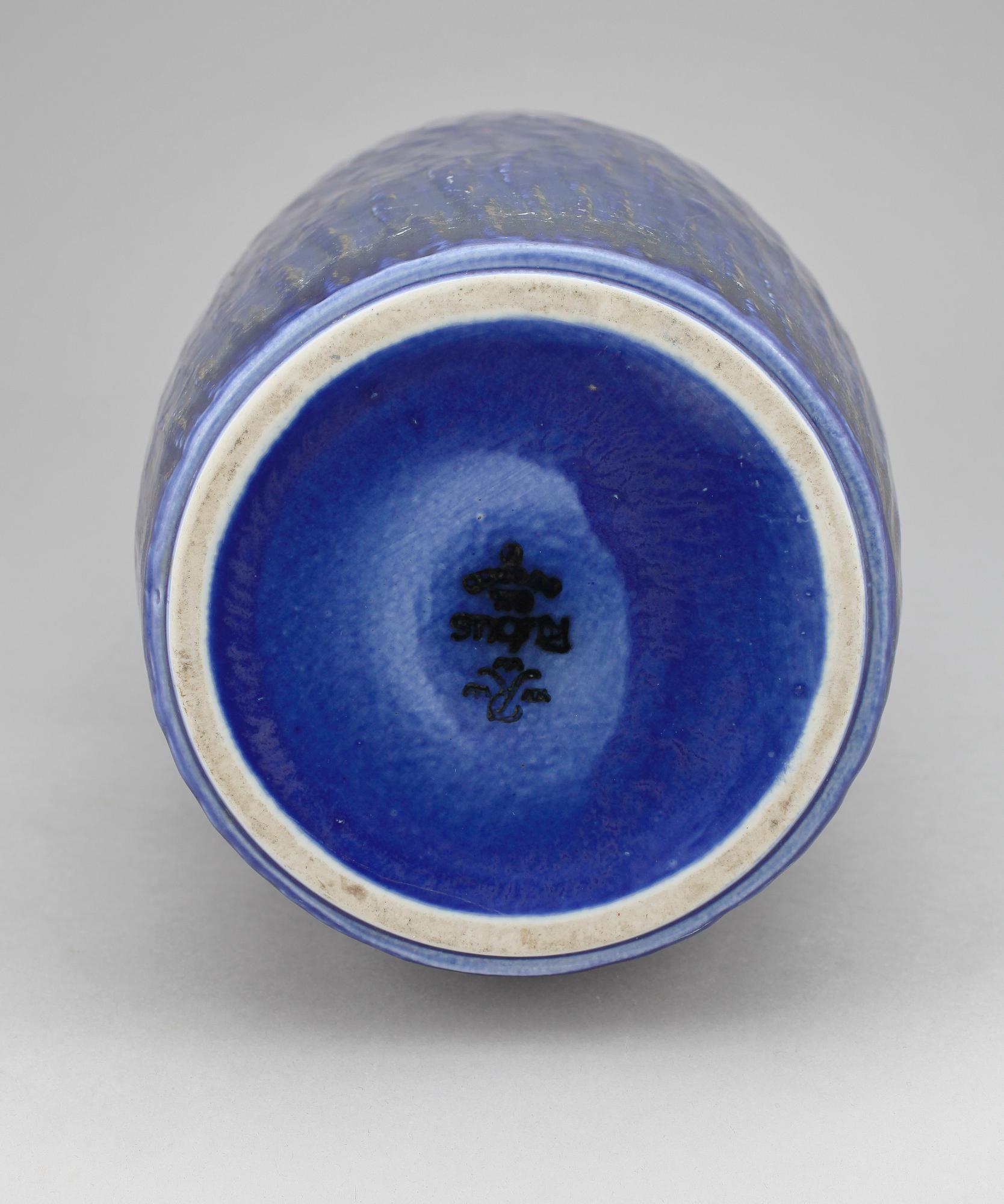 GOLVVAS, stengods, "Rubus", Gunnar Nylund, Rörstrand, 1900-talets mitt.