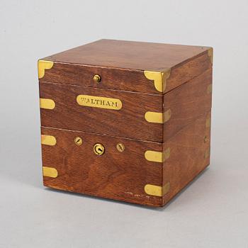 A Waltham 8 day marine chronometer deck clock, USA, early 20th Century.