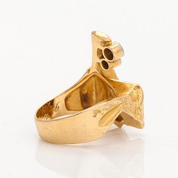 Björn Weckström, an 18K gold ring 'Diamond Twig', Lapponia 1975.