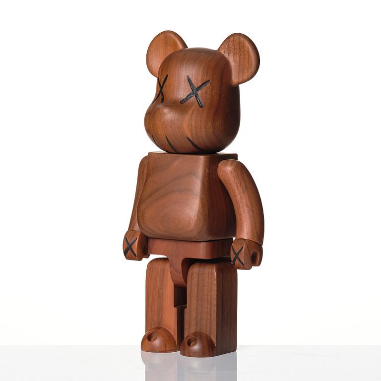 KAWS, BE@RBRICK Wood BWWT 400%.