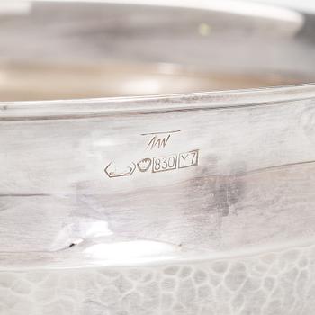 Tapio Wirkkala, a silver bowl, model TW 341, Hämeenlinna, Finland 1976. Design year 1966.