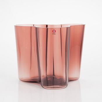 Alvar Aalto, vas, glas, modell 3030, signerad Alvar Aalto Iittala.