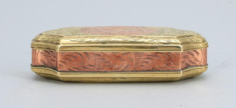 DOSA MED LOCK, mässing, troligen Holland, 1700/1800-tal.