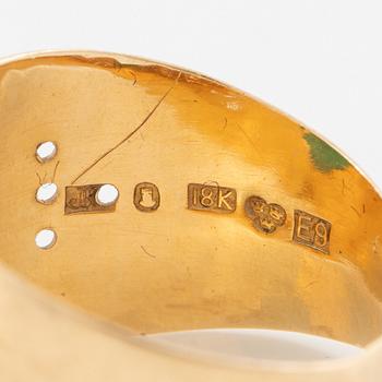 Ring, 18K gold with aventurine quartz.