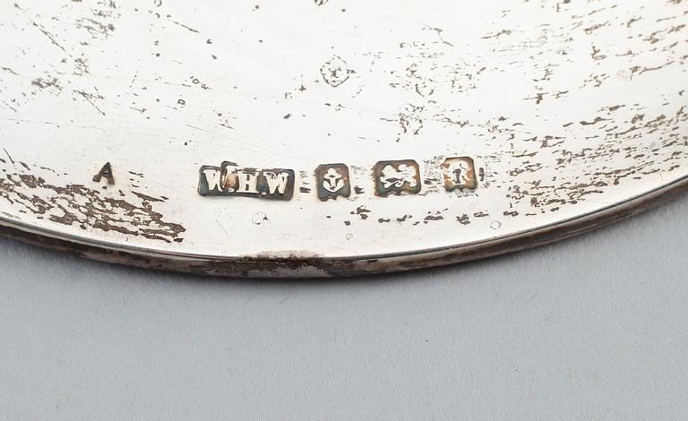 BLÄCKHORN samt CIGARETTSKRIN, silver, England, 1900-tal.