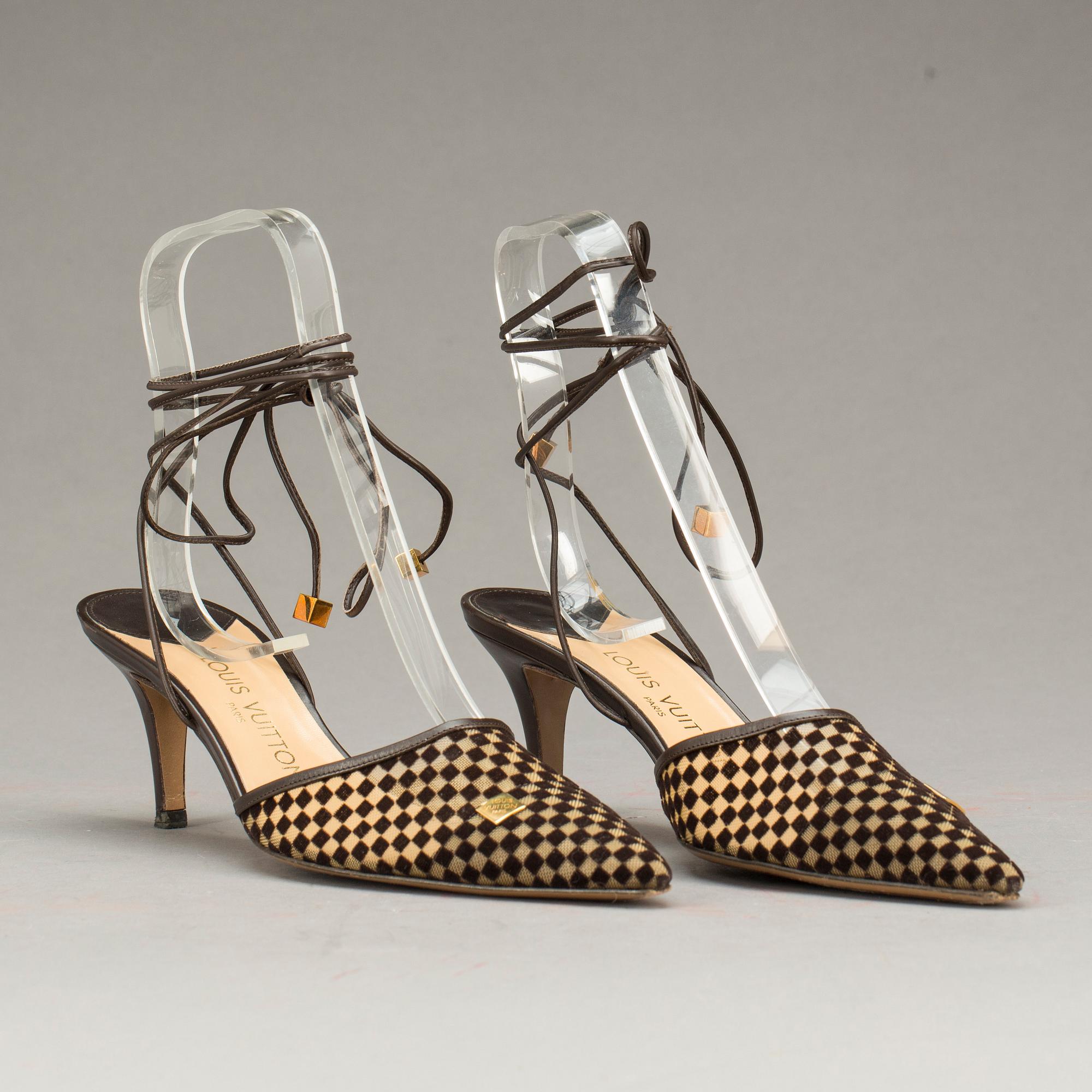 SKOR, "Cabaret", Louis Vuitton.