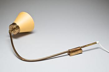 VÄGGLAMPA. Modell 2484, Josef Frank för Firma  Svenskt Tenn.
