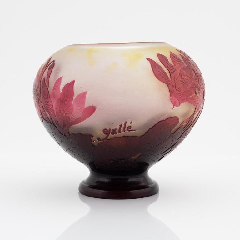 Emile Gallé, an Art Nouveau cameo glass vase, Nancy, France.