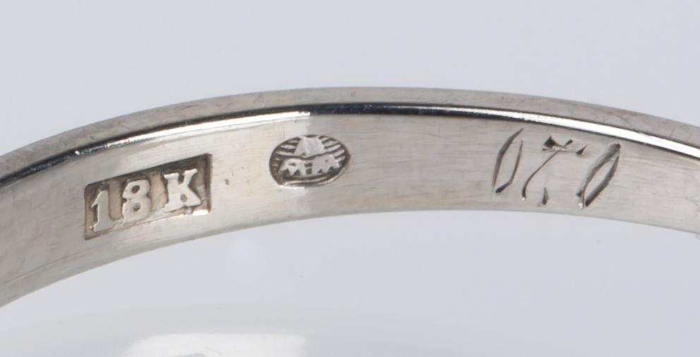 RING, 18K vitguld med briljatslipad diamant, ca 0.20 ct.
