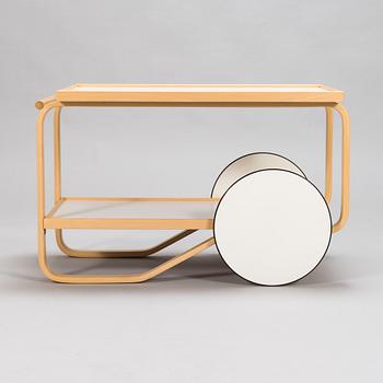 Alvar Aalto, serveringsvagn, modell 901, Artek 2002.