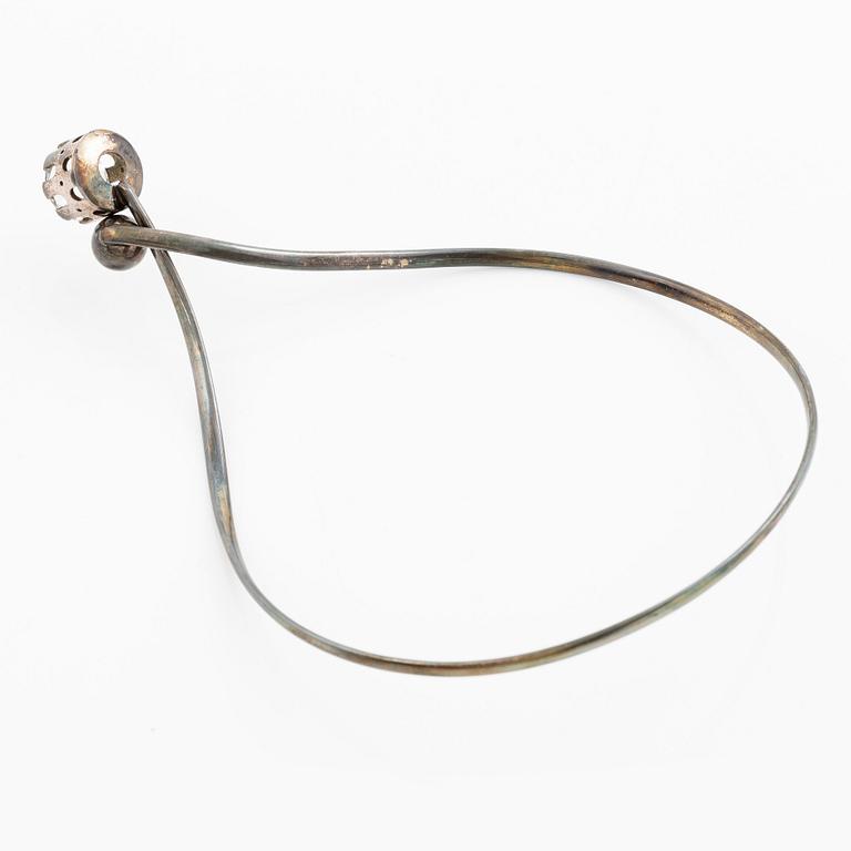 Necklace by Arvo Saarela, silver with rock crystal.