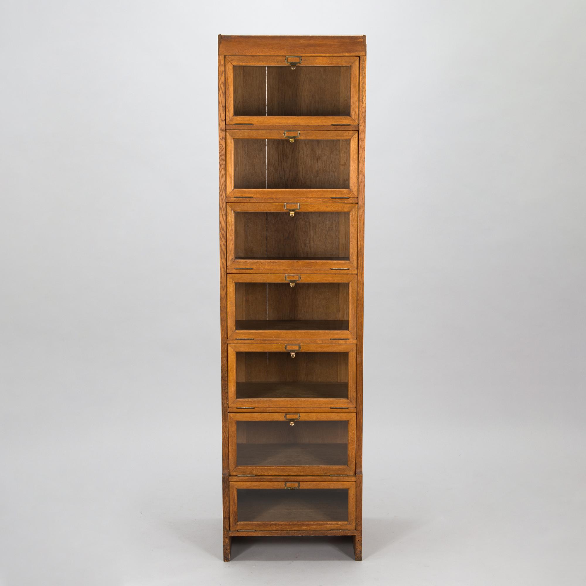 Arkiveringsskåp, 1900-talets första hälft.