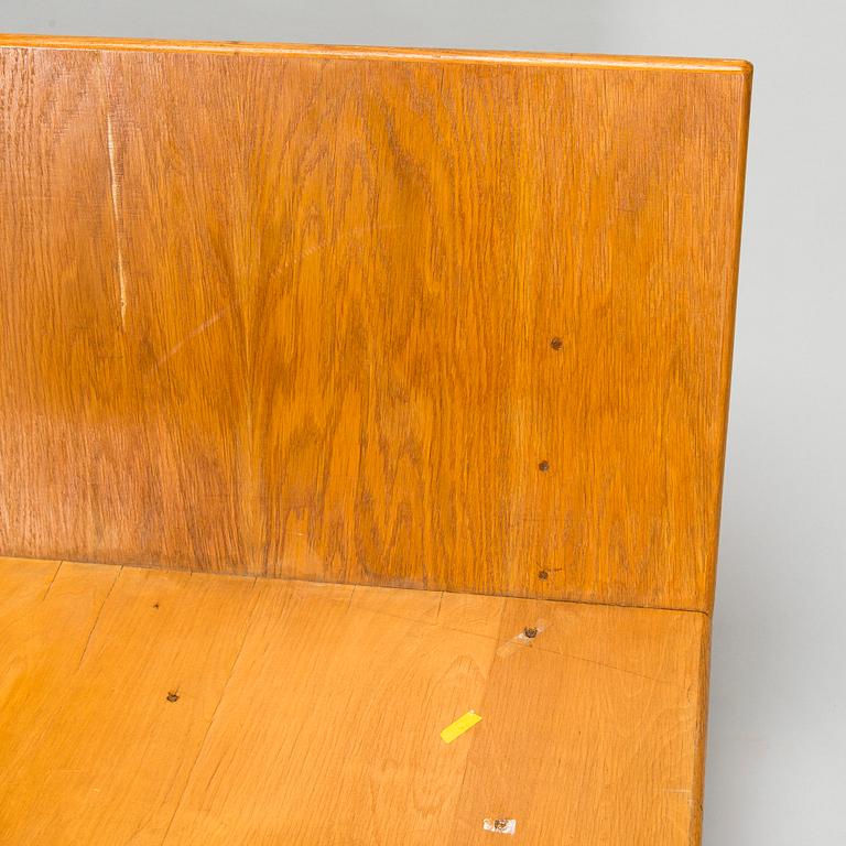 Carl Gustaf Hiort af Ornäs, a 1950s 'Åre' sofa for Puunveisto Oy - Wood work Ltd.