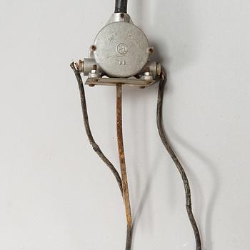 Puutarhavalaisimet 2 kpl, leimattu PSO, (Pohjoismainen Sähkö Oy) 1930-luku.