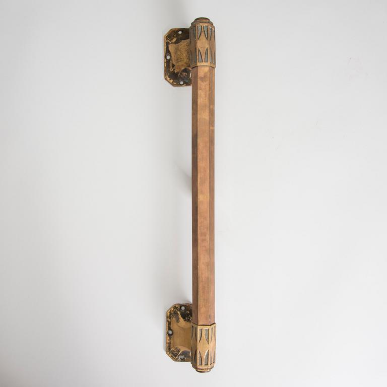 DÖRRHANDTAG, brons, Finland 1900-talets första kvartal.