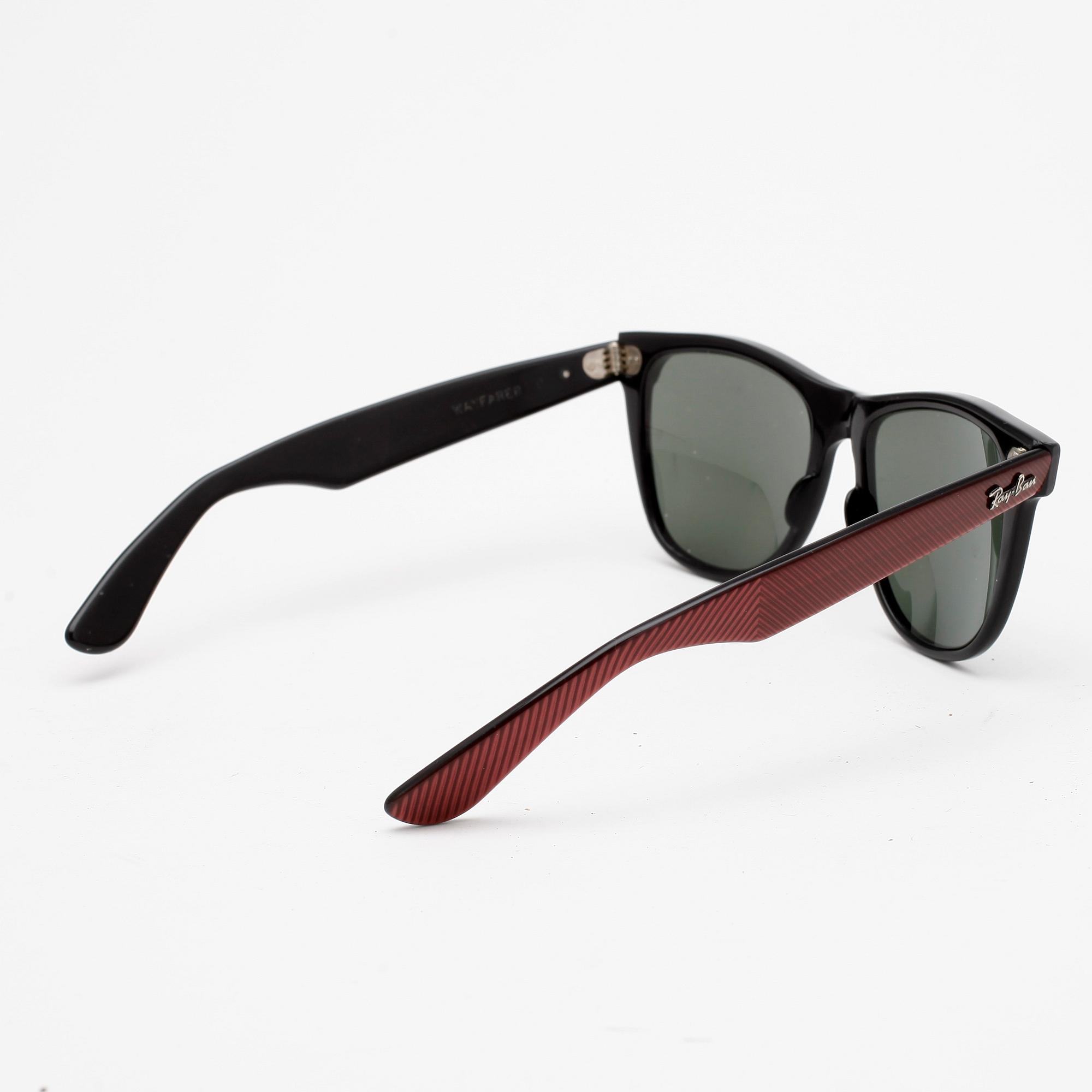 SOLGLASÖGON, "Wayfarer II", Ray Ban.