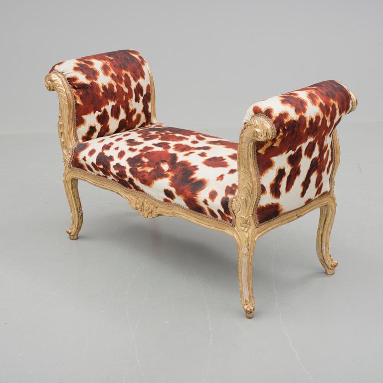 BANKETT, rokokostil, 1900-talets första hälft.