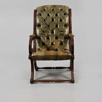 FÅTÖLJ, engelsk stil, 1900-tal.