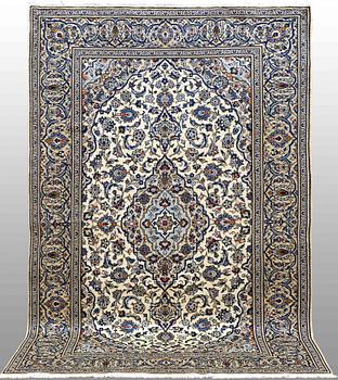 Matta, Keshan, ca 400 x 297 cm.