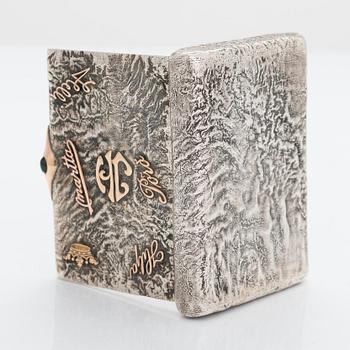 Cigarettetui, silver, samorodok, S.t Petersburg, oidentifierad mästare, 1908-17.