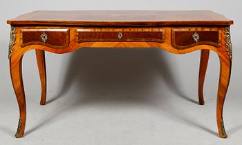 SKRIVBORD, rokokostil, 1900-talets mitt.