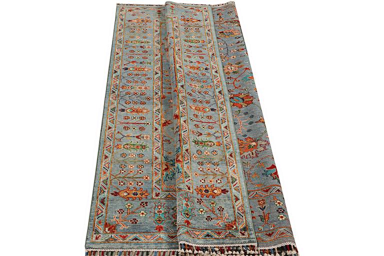A carpet, Ziegler Ariana, ca 237 x 169 cm.