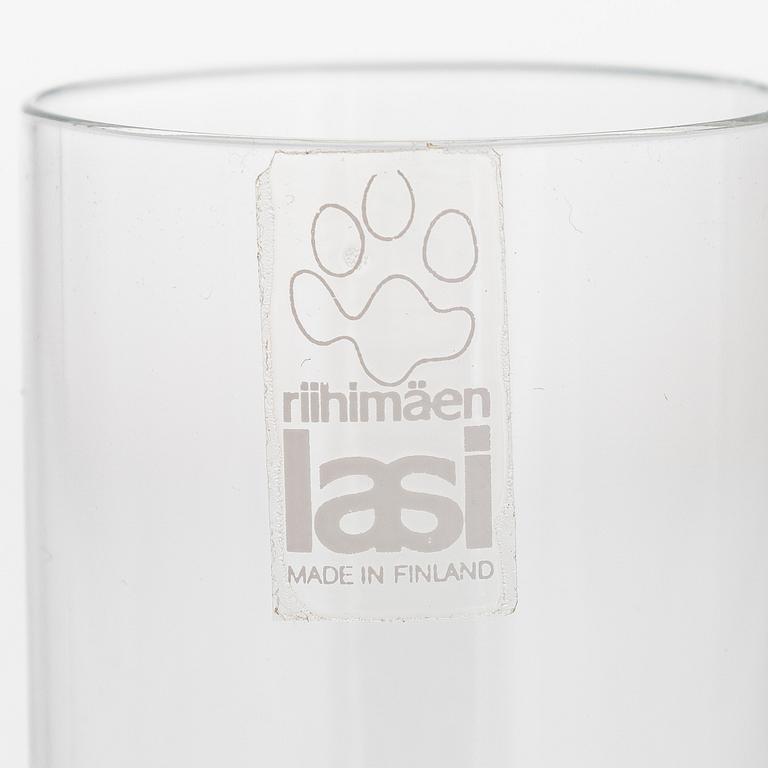 Nanny Still, a 12-piece 'Grappo' glass service for Riihimäen Lasi Oy.