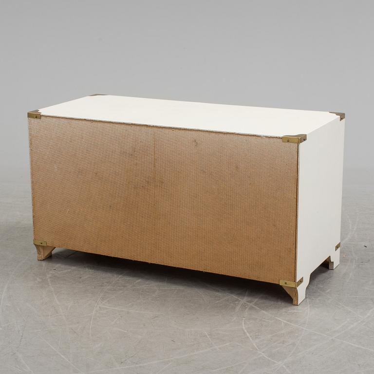 A 1970's chest of drawers.