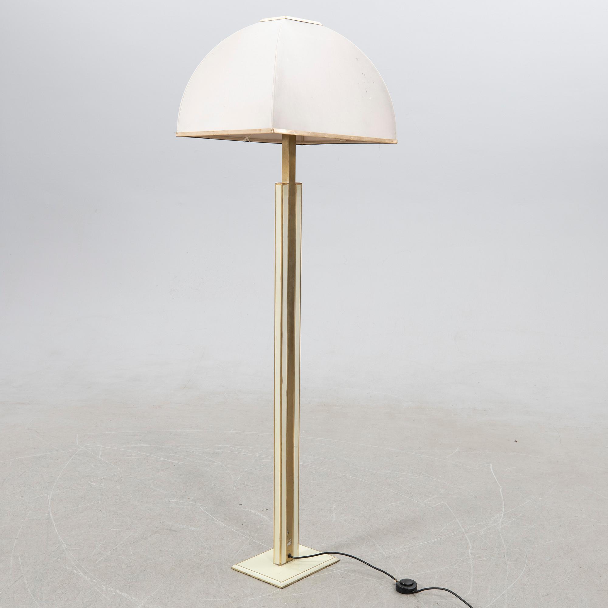 Golvlampa, 1900-talets senare del.