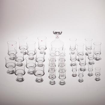 GLASSERVIS, 32 delar, "Tavastia" Tapio Wirkkala, Iittala 1970-tal.