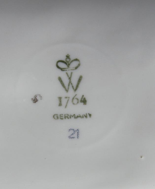 FIGURINER, 2 st, porslin, 1900-tal.