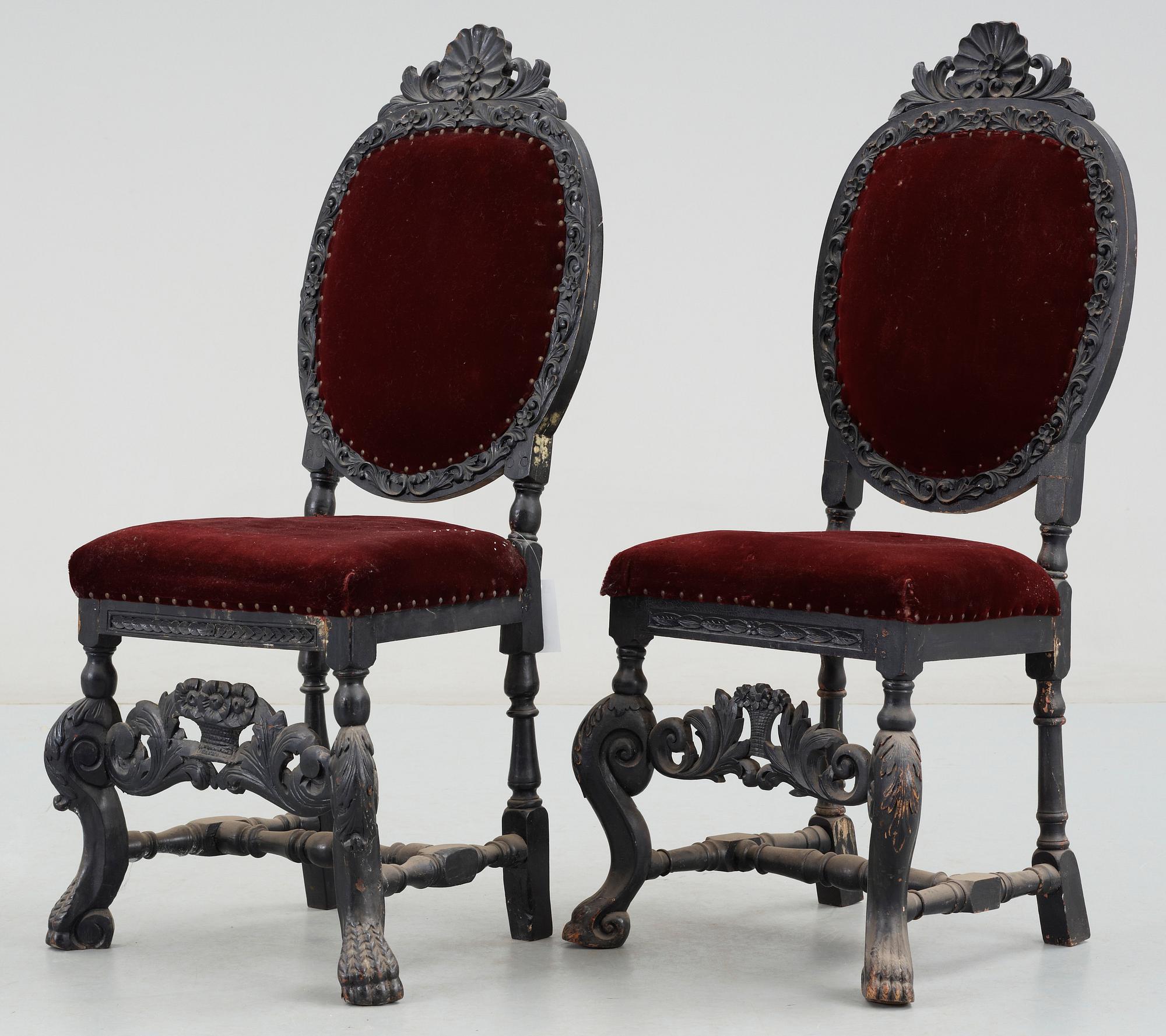 STOLAR, ett par, delvis barock och 1700-tal.