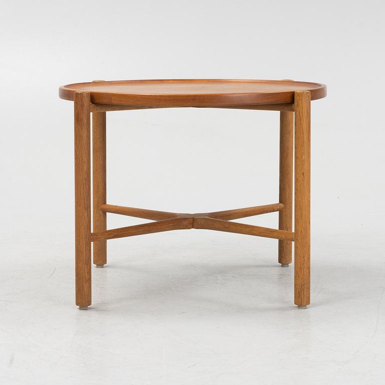 Hans J. Wegner, occasional table, model PP35, Andreas Tuck, Denmark, mid-20th century.