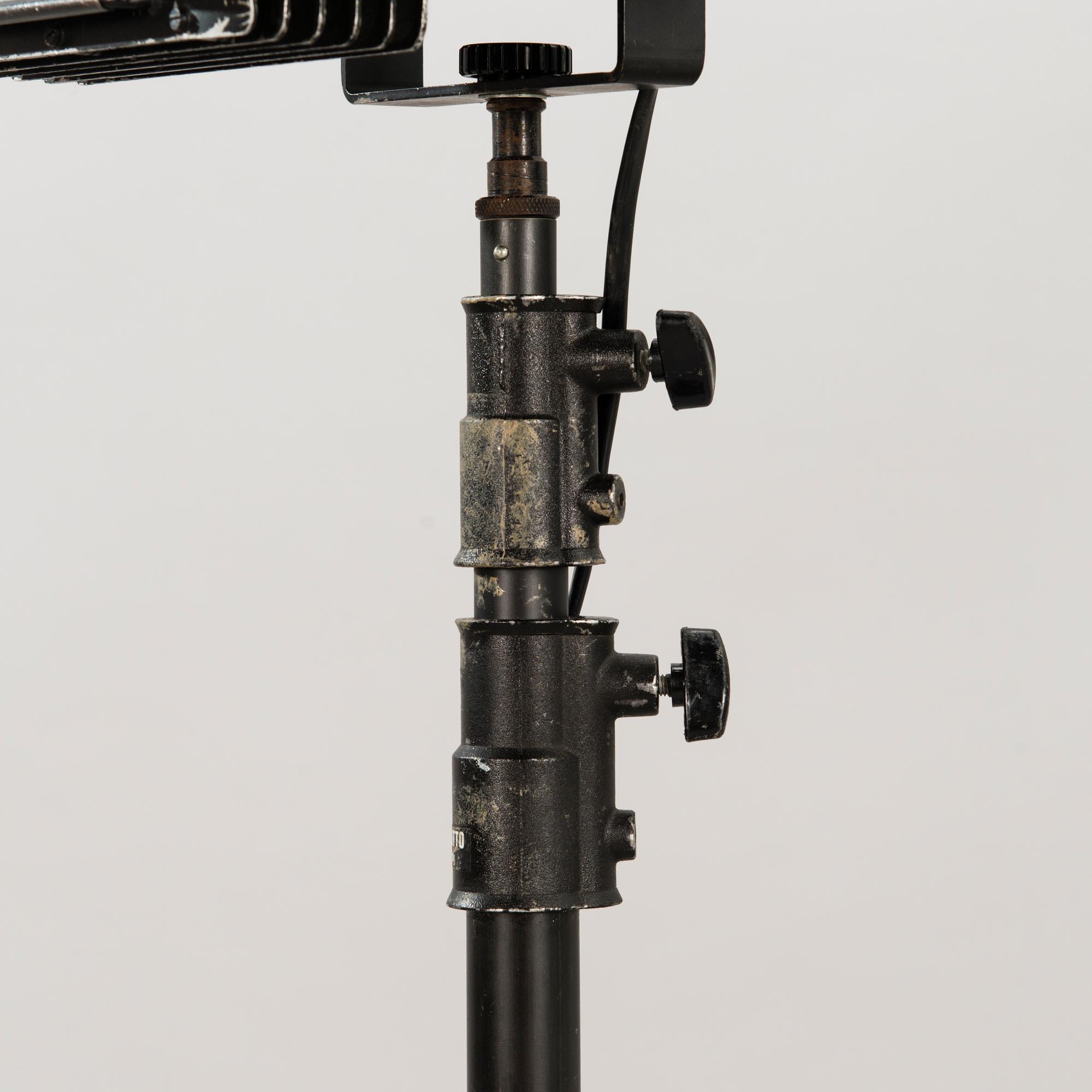 FOTOLAMPOR, 2 st, Kaiser Tyskland och Manfrotto, Italien.