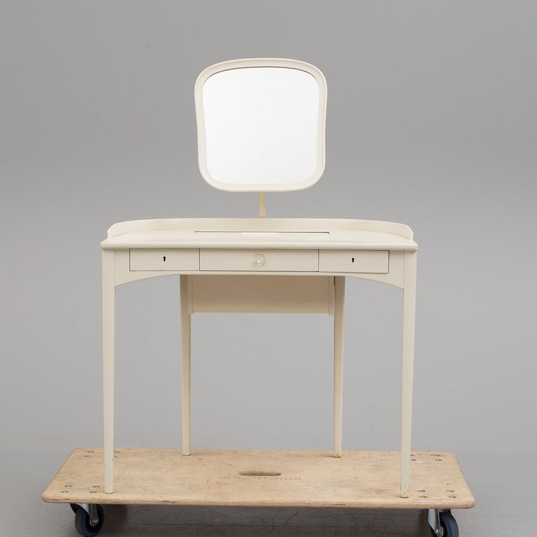 CARL MALMSTEN, Sminkbord / toilettbord, "Birgitta", Carl Malmsten, Bodafors, daterad 1963.