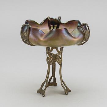 JOSEF RINDSKOPF & SÖHNE, a glass bowl on metal stand.