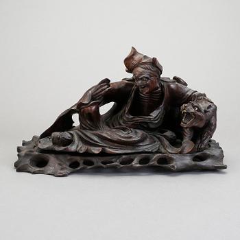 SKULPTUR, trä, orientalisk, 1900-talets första hälft.
