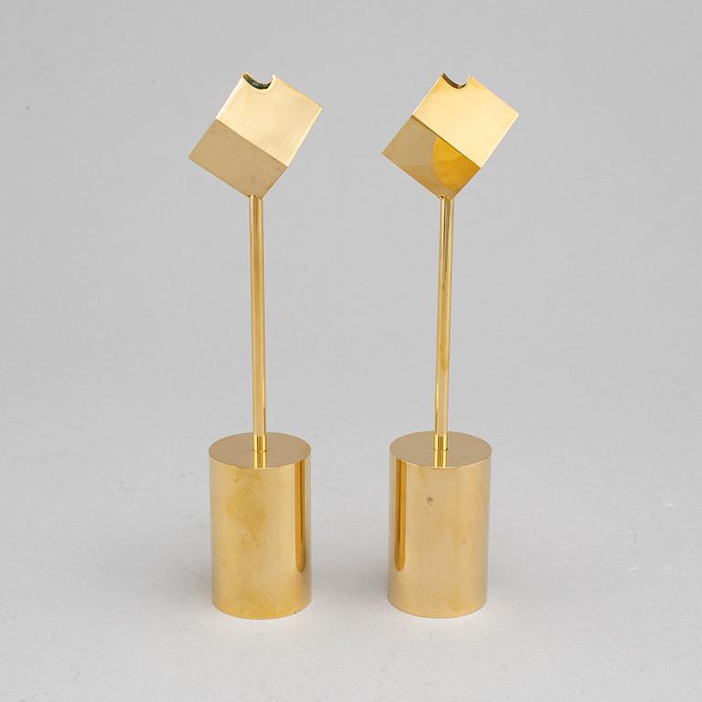PIERRE FORSSELL, a pair of brass candlesticks, Skultuna.